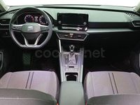 Usado Seat Leon Style 115 CV (84 kW) 2022 Blanco Berlina