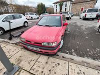 Usado Nissan Sunny 102 CV (75 kW) 1994 Rojo Berlina