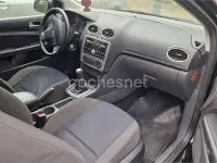 Usado Ford Focus Sport 115 CV (84 kW) 2006 Negro Berlina