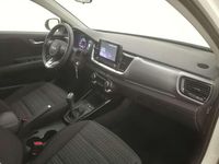 Usado Kia Stonic 101 CV (74 kW) 2024 Blanco SUV