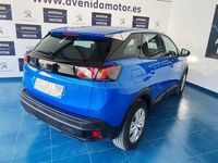 Usado Peugeot 3008 Active 130 CV (95 kW) 2022 Azul SUV