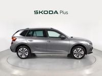 Usado Skoda Kamiq Selection 115 CV (84 kW) 2025 Gris SUV