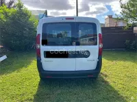 Usado Opel Combo Expression 90 CV (66 kW) 2016 Blanco Monovolumen