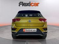 Usado VW T-Roc Advance 116 CV (85 kW) 2018 Amarillo SUV