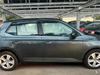 Usado Skoda Fabia Ambition 95 CV (69 kW) 2018 Gris / plata Berlina