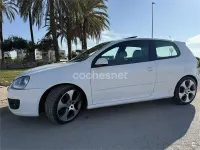 Usado VW Golf V GTI 200 CV (147 kW) 2007 Blanco Berlina