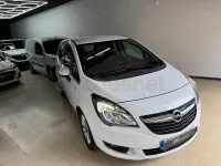 Usado Opel Meriva Excellence 140 CV (102 kW) 2015 Blanco Monovolumen
