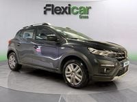 Usado Dacia Sandero Comfort 101 CV (74 kW) 2022 Gris Berlina