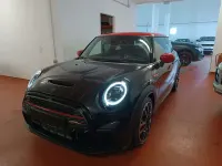 Usado Mini John Cooper Works 231 CV (169 kW) 2023 Negro Utilitario
