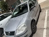 Usado VW Polo Highline 80 CV (58 kW) 2008 Gris / plata Utilitario