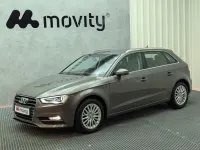 Usado Audi A3 Attraction 150 CV (110 kW) 2015 Gris / plata Berlina