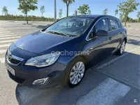 Usado Opel Astra Cosmo 115 CV (84 kW) 2010 Azul Berlina