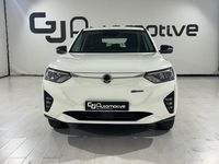 Usado Ssangyong (KGM) Korando 139 kW (190 CV) 2024 Grand white blanco sólido SUV