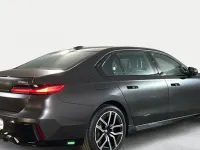 Usado BMW 740 299 CV (219 kW) 2025 Berlina