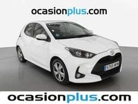 Usado Toyota Yaris Hybrid Active 116 CV (85 kW) 2024 Blanco Utilitario