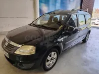 Usado Dacia Logan Lauréate 85 CV (62 kW) 2010 Negro Familiar