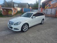 Usado Mercedes C220 170 CV (125 kW) 2011 Blanco Familiar