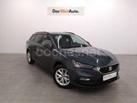Usado Seat Leon Style 116 CV (85 kW) 2025 Azul Familiar
