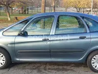 Usado Citroën Xsara Picasso Exclusive 92 CV (67 kW) 2006 Gris / plata Monovolumen