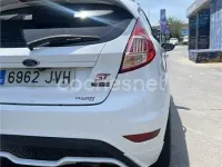 Usado Ford Fiesta ST 182 CV (133 kW) 2016 Blanco Utilitario