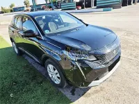 Usado Peugeot 3008 Active 130 CV (95 kW) 2022 Negro SUV
