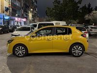 Usado Peugeot 208 Active 100 CV (73 kW) 2021 Amarillo Utilitario