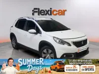 Usado Peugeot 2008 Active 100 CV (73 kW) 2019 Blanco SUV