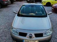 Usado Renault Mégane Cabriolet Privilege 136 CV (100 kW) 2005 Marrón Descapotable