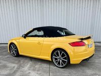 Usado Audi TT Roadster S-Line 180 CV (132 kW) 2016 Amarillo Descapotable