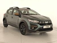 Usado Dacia Sandero Extreme 101 CV (74 kW) 2025 Verde Berlina