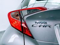 Usado Toyota C-HR Business Edition 125 CV (91 kW) 2018 Plata SUV