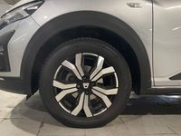 Usado Dacia Sandero Comfort 91 CV (66 kW) 2021 Gris Berlina