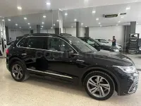 Usado VW Tiguan R-line 150 CV (110 kW) 2023 Negro SUV