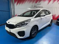 Usado Kia Carens 115 CV (84 kW) 2018 Blanco Monovolumen