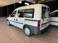 Usado Opel Combo Expression 90 CV (66 kW) 2012 Blanco Monovolumen