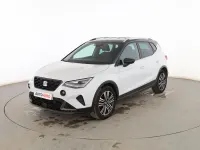 Usado Seat Arona FR 115 CV (84 kW) 2024 Blanco SUV