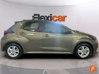 Usado Toyota Yaris Edition 125 CV (91 kW) 2022 Verde Utilitario