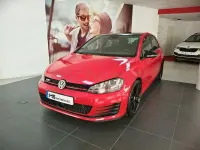 Usado VW Golf VII GTI 230 CV (169 kW) 2014 Rojo Berlina