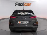 Usado Hyundai Kona 120 CV (88 kW) 2018 Gris SUV