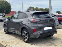Usado Ford Puma Titanium 125 CV (91 kW) 2022 Gris SUV