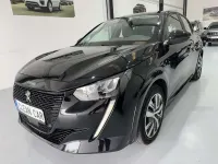 Usado Peugeot e-208 Active 100 kW (136 CV) 2021 Negro Utilitario