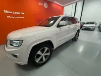 Usado Jeep Grand Cherokee Overland 250 CV (183 kW) 2013 Blanco SUV