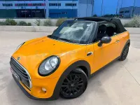 Usado Mini Cooper Cabriolet 136 CV (100 kW) 2017 Naranja Descapotable