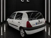 Usado Renault Clio 98 CV (72 kW) 2000 Blanco Berlina