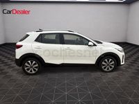 Usado Kia Stonic 120 CV (88 kW) 2022 Blanco SUV