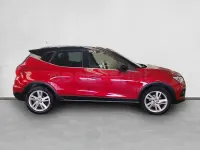 Usado Seat Arona Ecomotive 115 CV (84 kW) 2019 Granate SUV