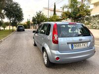 Usado Ford Fiesta Futura 68 CV (50 kW) 2007 Azul Utilitario