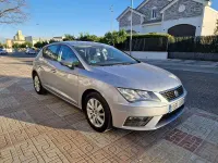 Usado Seat Leon Style 115 CV (84 kW) 2017 Gris / plata Berlina