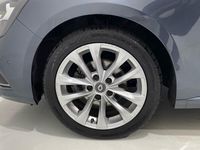 Usado Renault Mégane IV Zen 140 CV (102 kW) 2019 Blanco Berlina