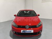 Usado VW Golf VII 105 CV (77 kW) 2012 Rojo Berlina